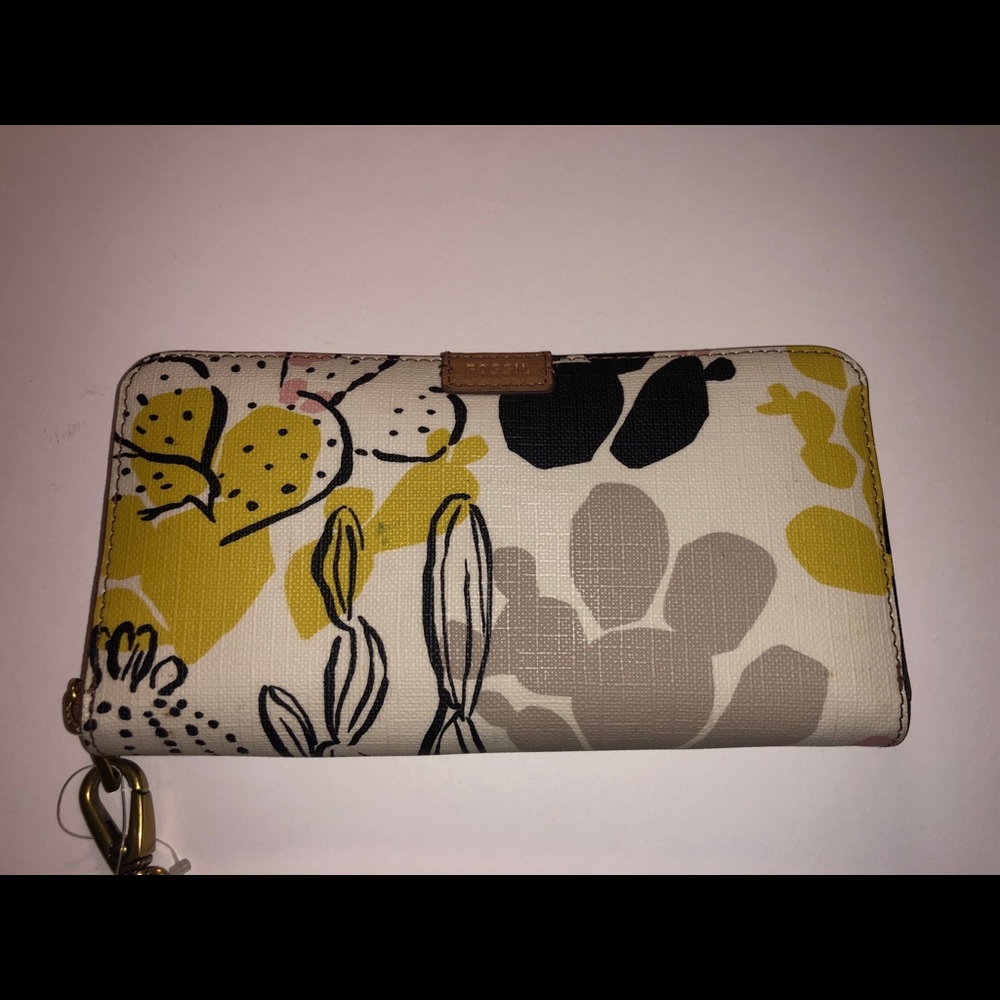 Fossil wallet